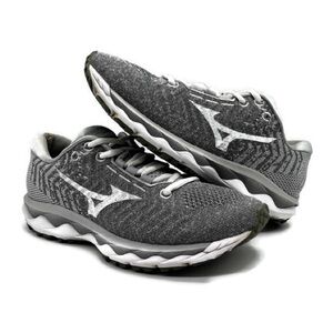 Mizuno Wave Sky 2 Gray/White Sneakers Women’s Size 7.5